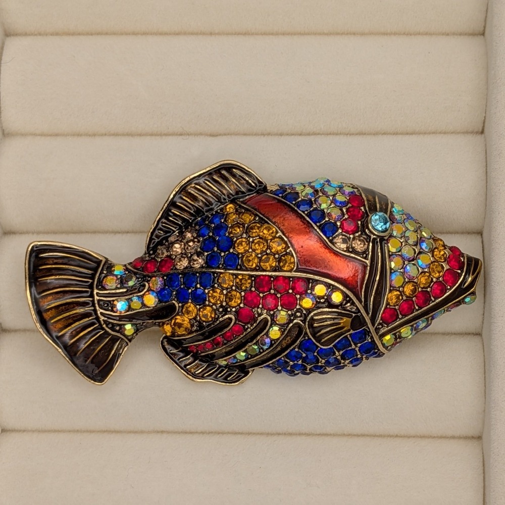 Multicolor Rhinestone Tropical Fish Brooch Gold Tone Enamel Nautical Pin 2.5"